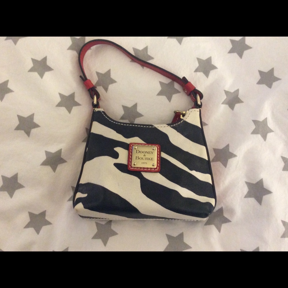 Dooney & Bourke wristlet